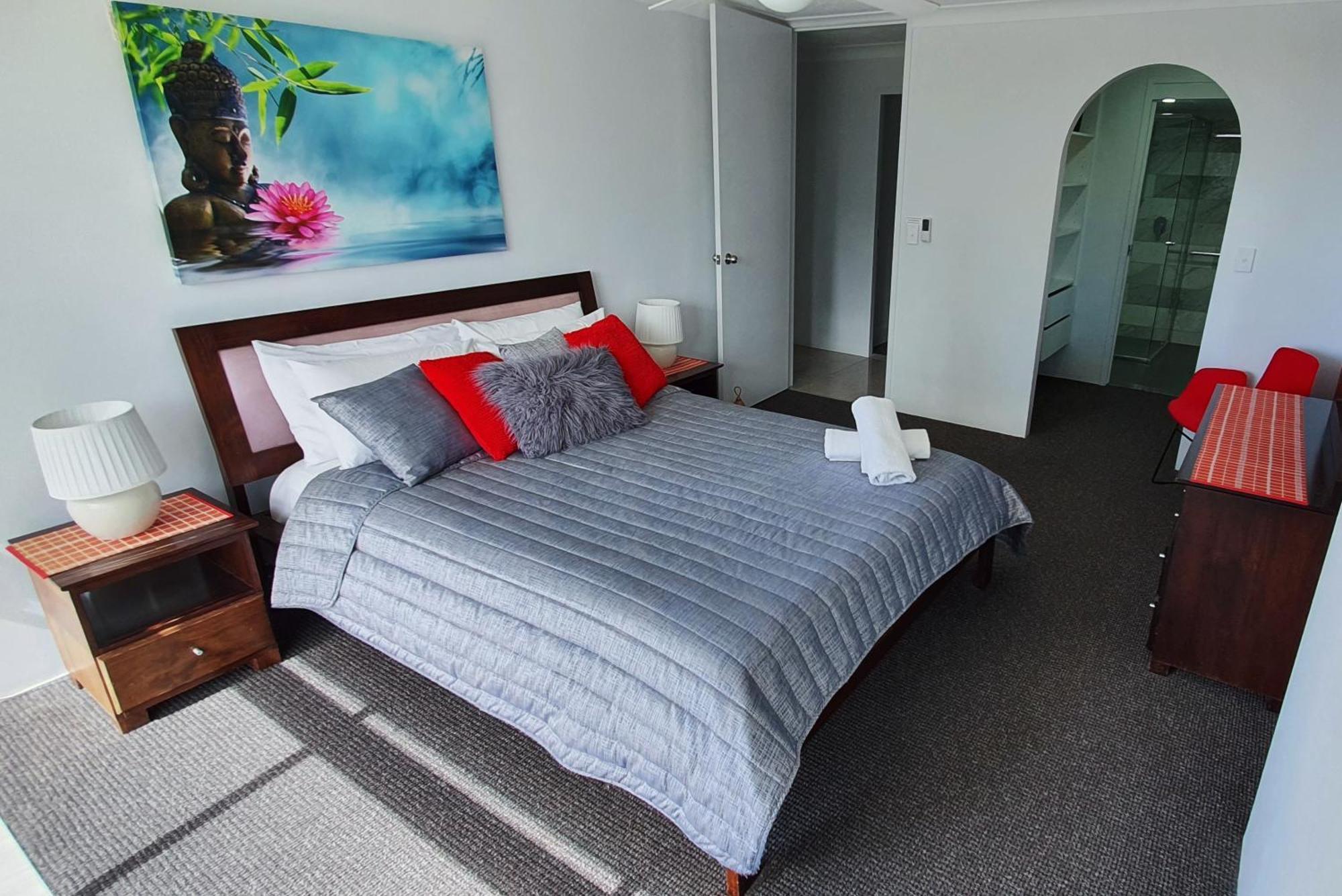 Aparthotel Surfers Gold Coast