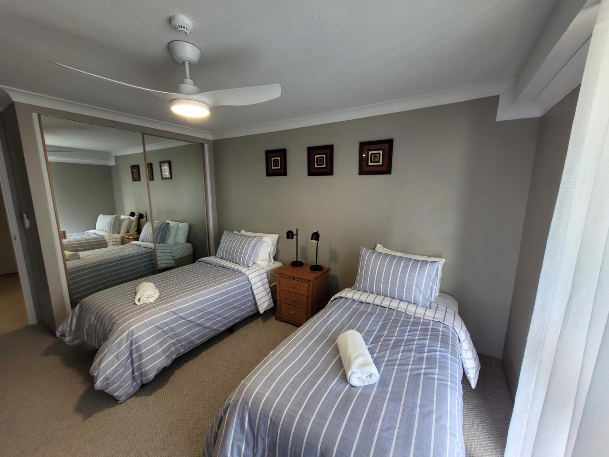 Surfers Aparthotel 4*